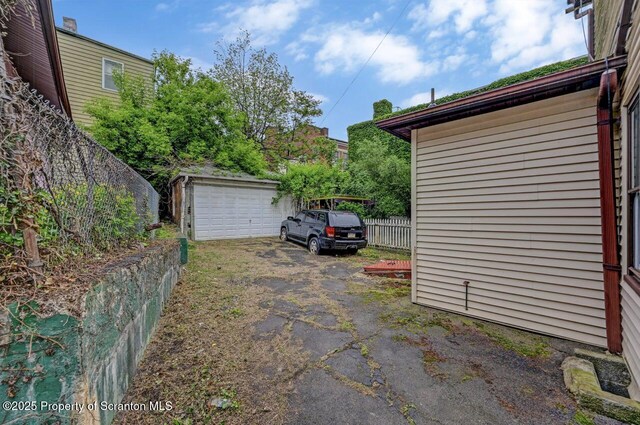 1014 Jackson St 1012, Scranton, PA 18504 - view of detached garage