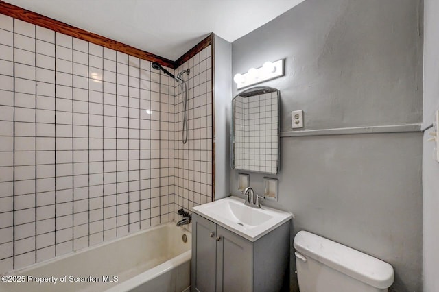 1014 Jackson St 1012, Scranton, PA 18504 - full bath with vanity and  shower combination