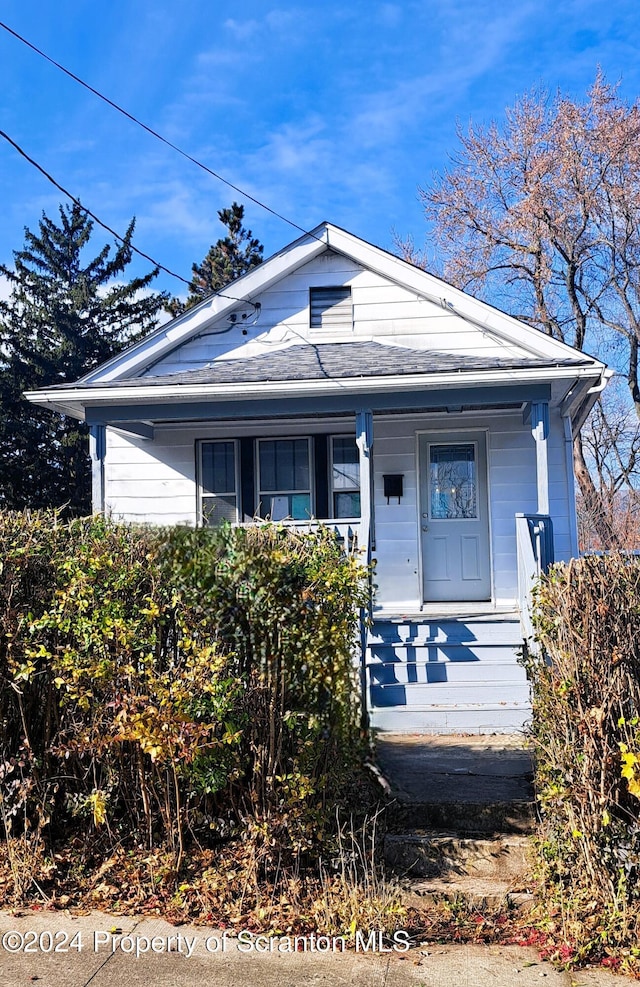 view of front of house