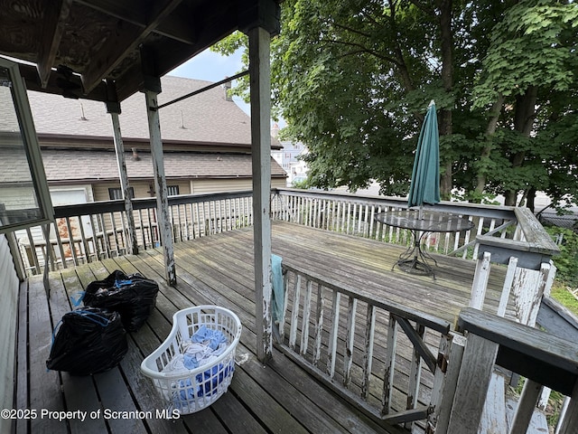 210 School St, Scranton, PA 18508 - view of wooden deck