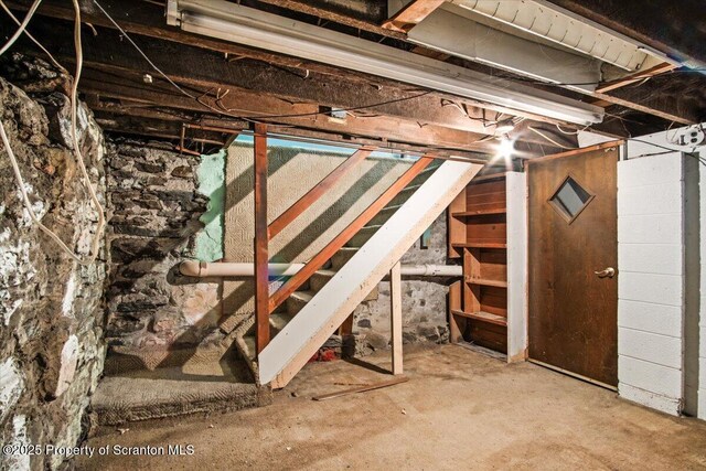 view of unfinished basement