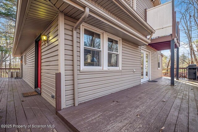 209 Shiny Mountain Rd, Greentown, PA 18426