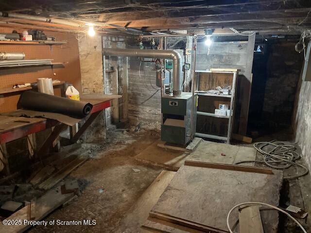 view of unfinished basement