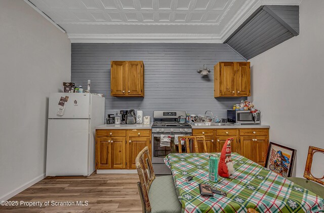 700 Poplar St, Mayfield, PA 18433 - photo 28