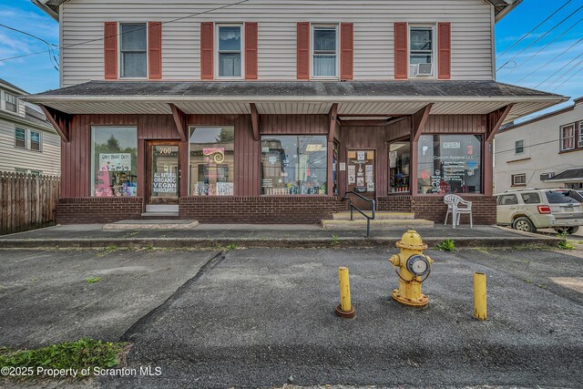 700 Poplar St, Mayfield, PA 18433 - photo 4