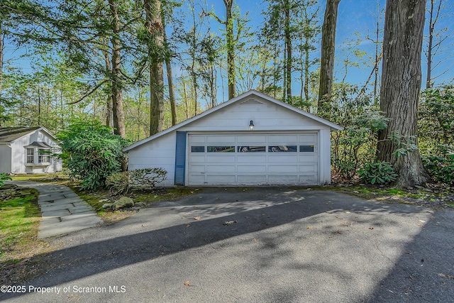 view of detached garage