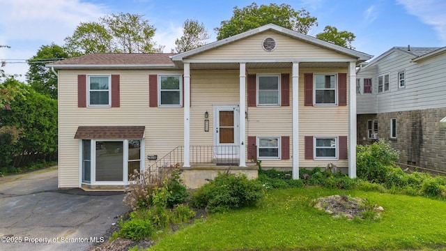 609 Landmesser Ave, West Hazleton, PA 18202 - view of front of house featuring a front yard
