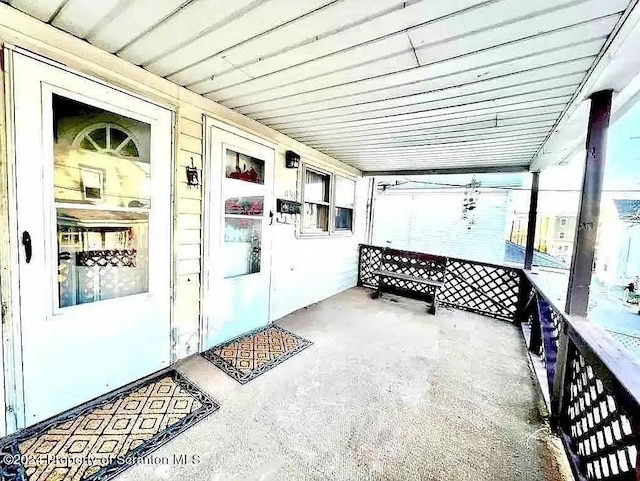 view of patio / terrace with covered porch