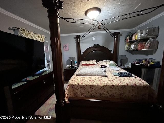 1423 Penn Ave, Scranton, PA 18509 - bedroom with ornamental molding