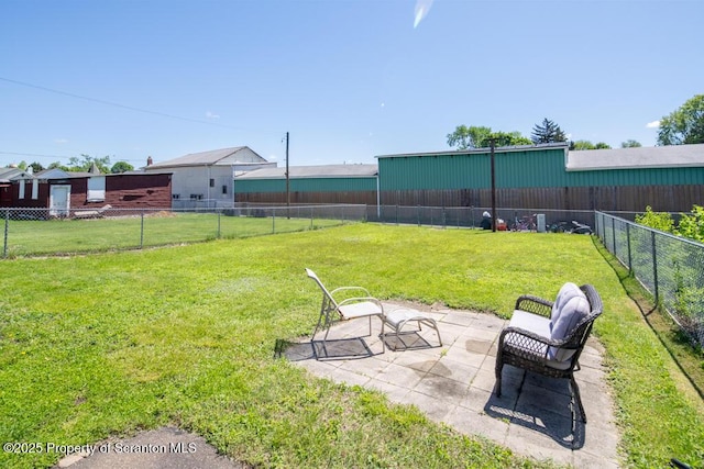 view of yard with a patio area