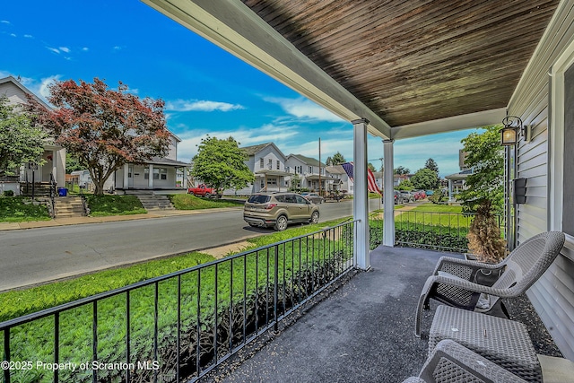506 N Sumner Ave, Scranton, PA 18504 - porch with a residential view