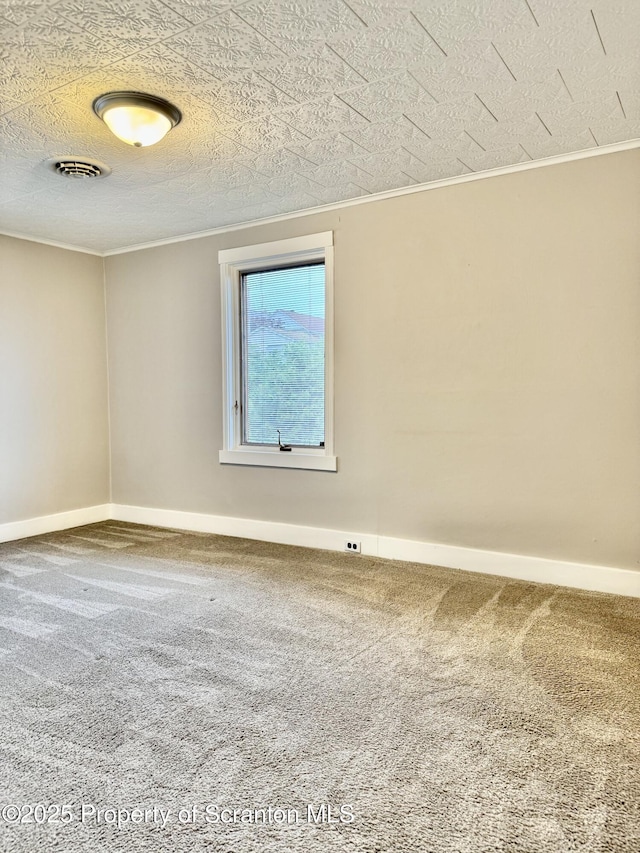918 Hemlock St, Scranton, PA 18505 - unfurnished room with carpet floors, baseboards, ornamental molding, and a textured ceiling
