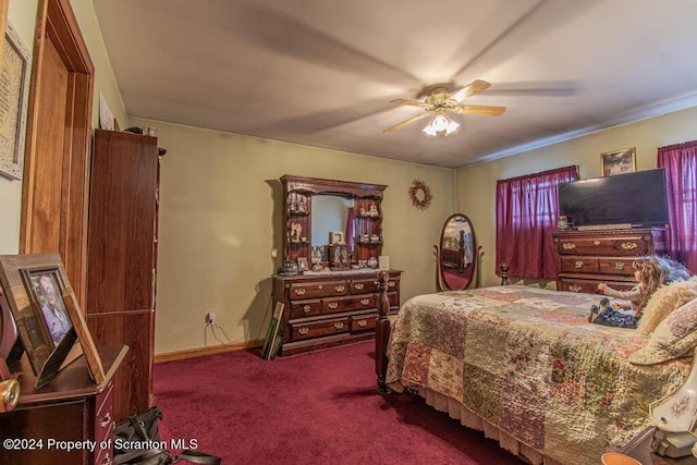 bedroom with carpet flooring and ceiling fan