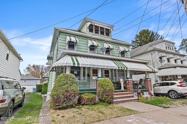 37 Goeringer Ave, Hanover Twp, PA 18706 - american foursquare style home with covered porch