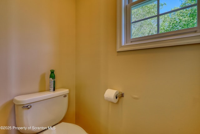 157 Mcesther Dr Unit L 31, Covington Twp, PA 18424 - half bath featuring toilet