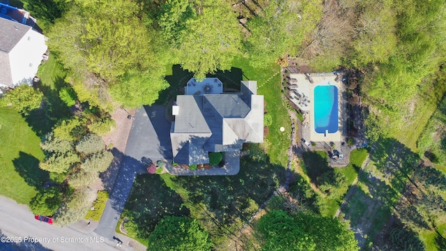 157 Mcesther Dr Unit L 31, Covington Twp, PA 18424 - bird's eye view of a pool area