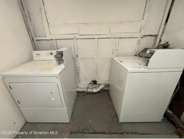 1034 Plane St, Avoca, PA 18641 - laundry room with laundry area and washing machine and dryer