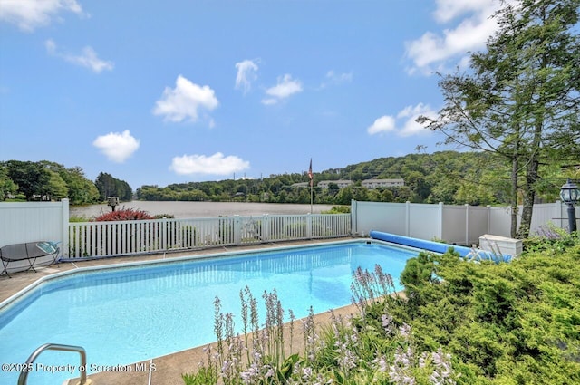 7 Lakeside Dr, Clarks Summit, PA 18411 - view of swimming pool featuring fence