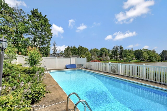 7 Lakeside Dr, Clarks Summit, PA 18411 - view of swimming pool with a fenced backyard and view of wooded area