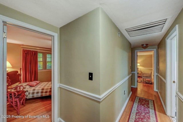 7 Lakeside Dr, Clarks Summit, PA 18411 - hallway featuring light wood-style flooring
