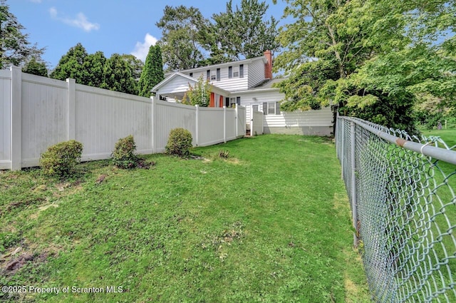 7 Lakeside Dr, Clarks Summit, PA 18411 - view of yard