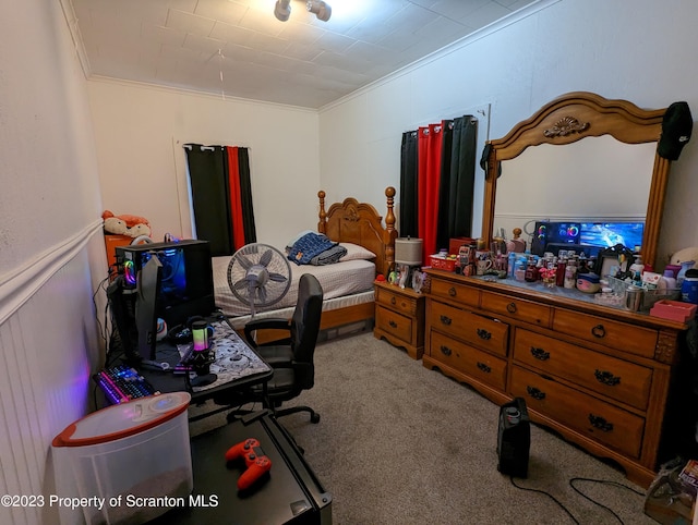 121 Sand St, Dunmore, PA 18510 - bedroom featuring carpet flooring and ornamental molding