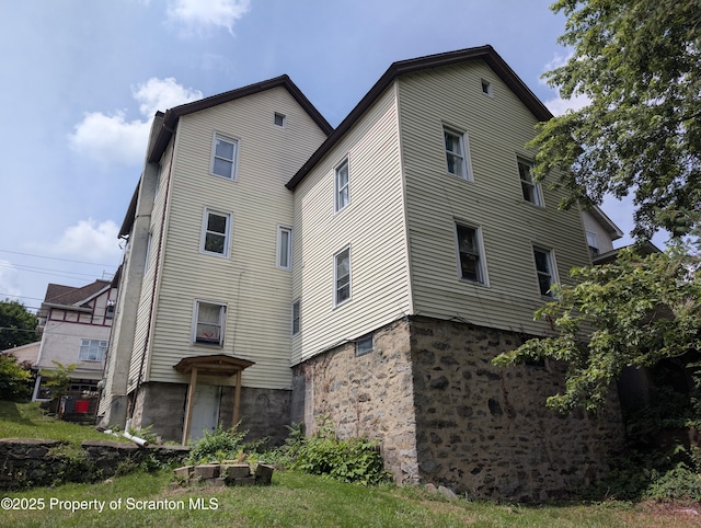 121 Sand St, Dunmore, PA 18510 - view of front of property
