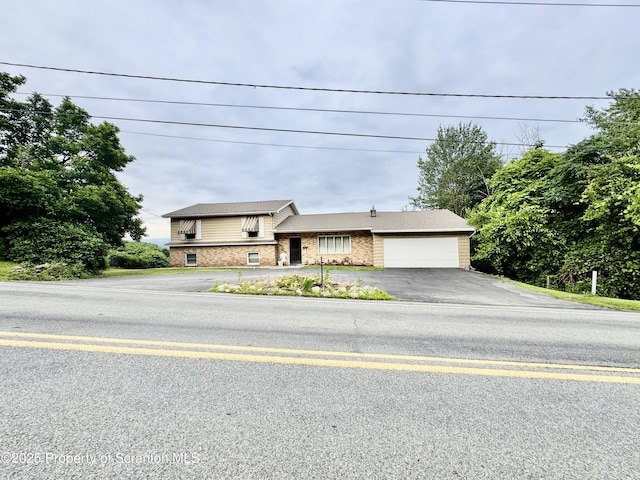 1614 Scott Rd, Blakely, PA 18447 - photo 3