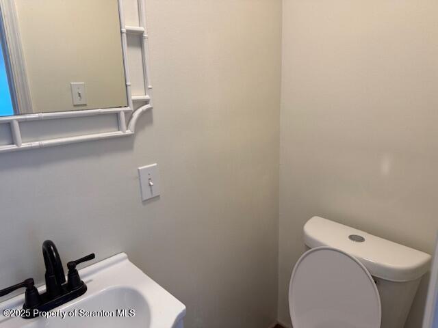 742 Donnelly St, Duryea, PA 18642 - photo 16