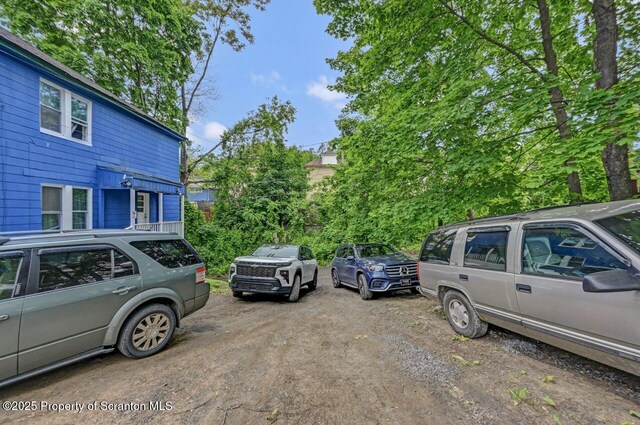 612 Farber Ct, Scranton, PA 18510 - view of car parking