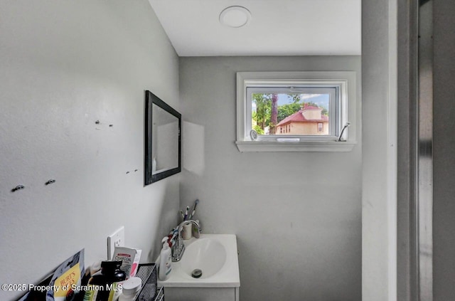 612 Farber Ct, Scranton, PA 18510 - bathroom featuring vanity