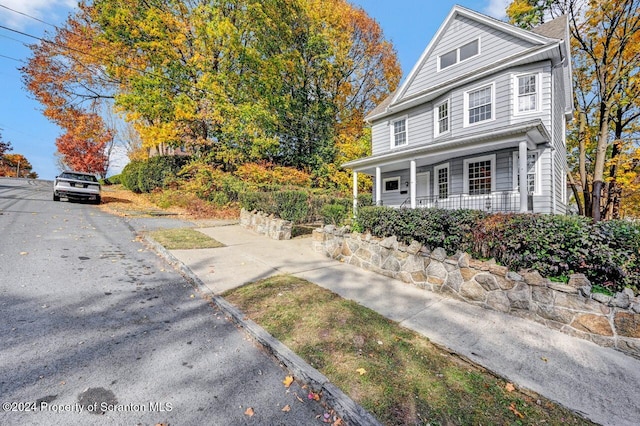 1319 Pine St, Scranton, PA 18510 - view of front facade featuring a porch