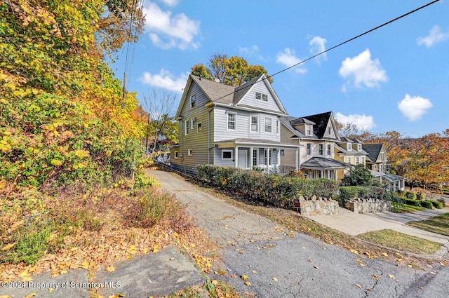 view of home's exterior