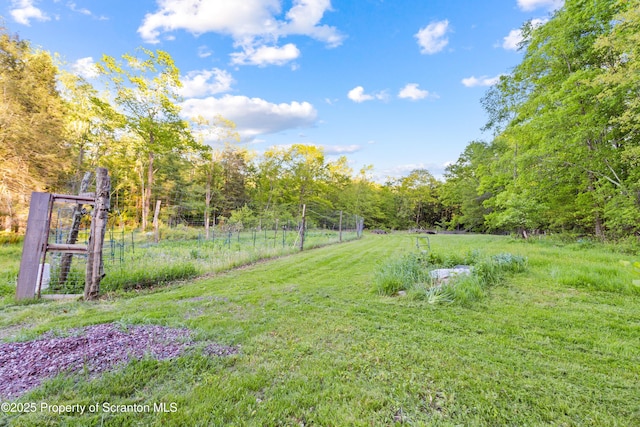 87 Old Farm Ln, White Haven, PA 18661 - view of grassy yard featuring a view of trees