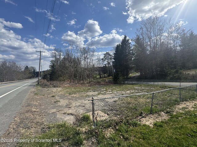 Memorial Dr, Elmhurst, PA 18444 - photo 2