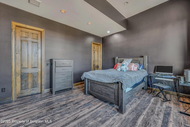 815 Oak St, Archbald, PA 18403 - bedroom with visible vents, recessed lighting, baseboards, and wood finished floors