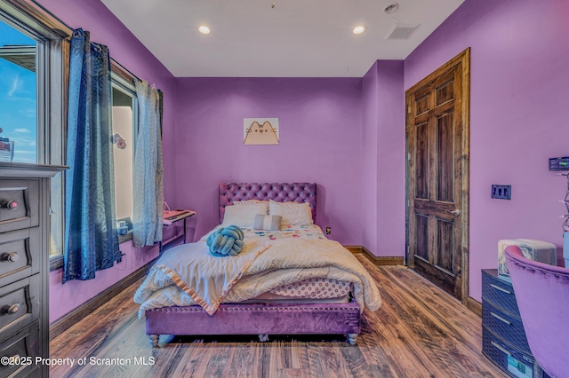 815 Oak St, Archbald, PA 18403 - bedroom with recessed lighting, visible vents, baseboards, and wood finished floors