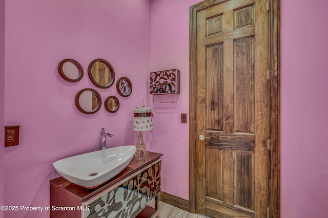 815 Oak St, Archbald, PA 18403 - bathroom featuring vanity