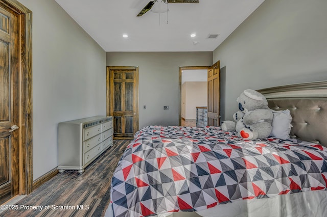 815 Oak St, Archbald, PA 18403 - bedroom with recessed lighting, visible vents, wood finished floors, and a ceiling fan