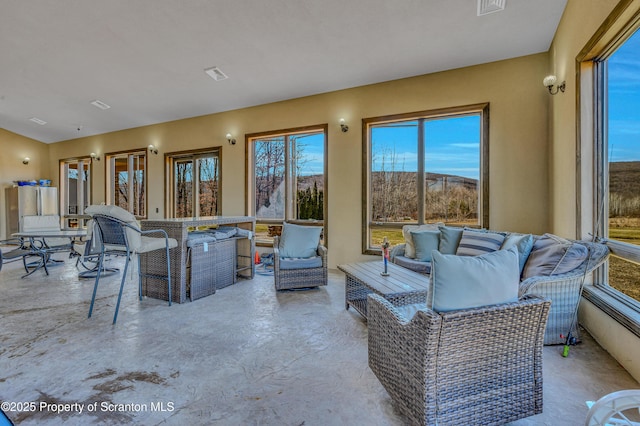 815 Oak St, Archbald, PA 18403 - living area featuring concrete floors