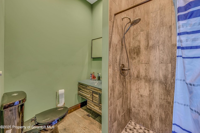 815 Oak St, Archbald, PA 18403 - bathroom with a tile shower and vanity