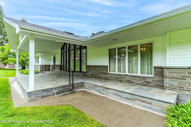 474 Tingley Lake Rd, New Milford, PA 18834 - view of porch