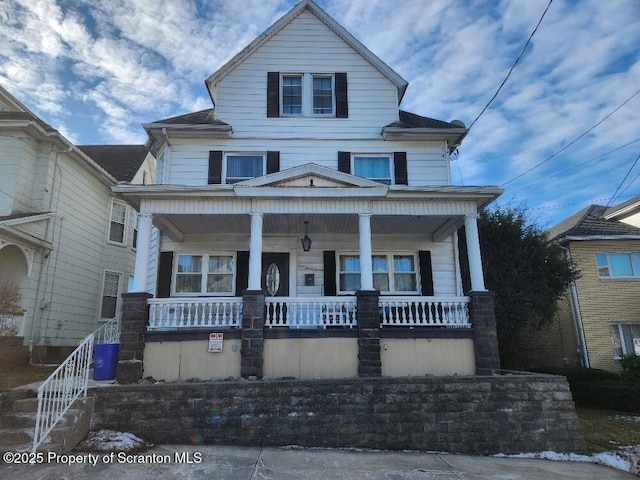 view of front facade featuring a porch