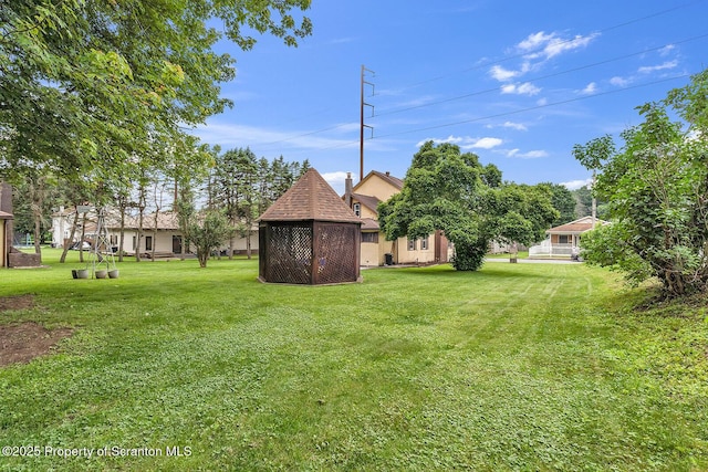 50 Humphrey St Unit 50-51, Old Forge, PA 18518 - view of green lawn