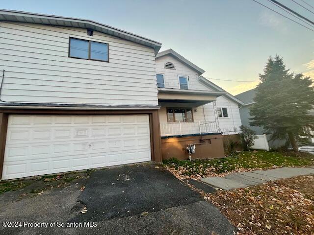 view of front of house featuring a garage