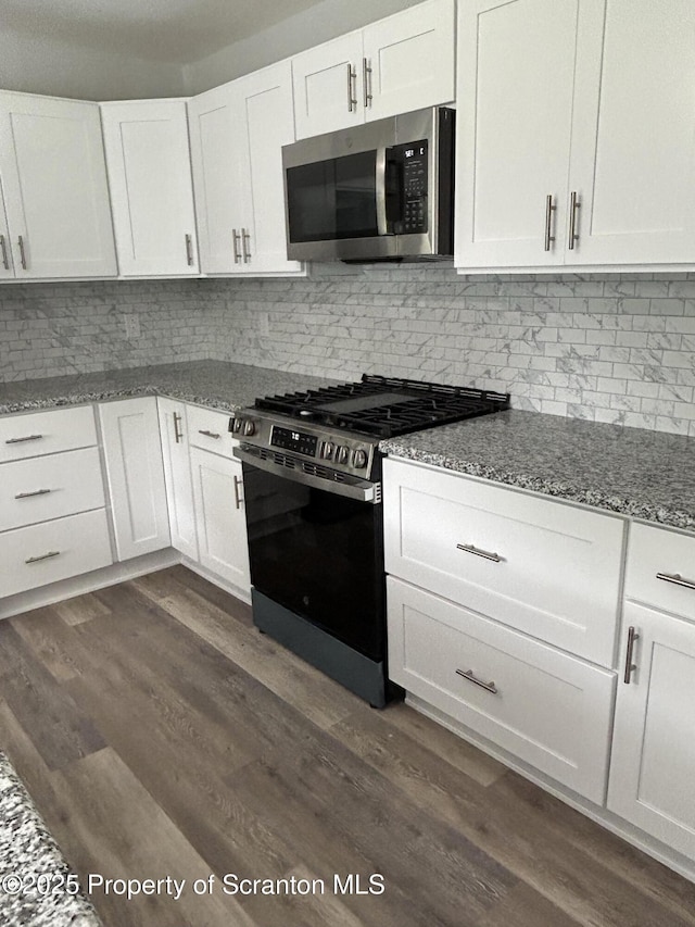 210 3rd St, Vandling, PA 18421 - photo 12