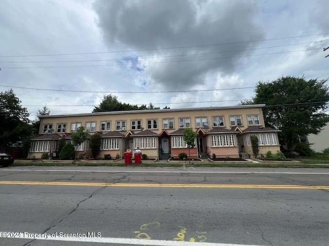 view of townhome / multi-family property