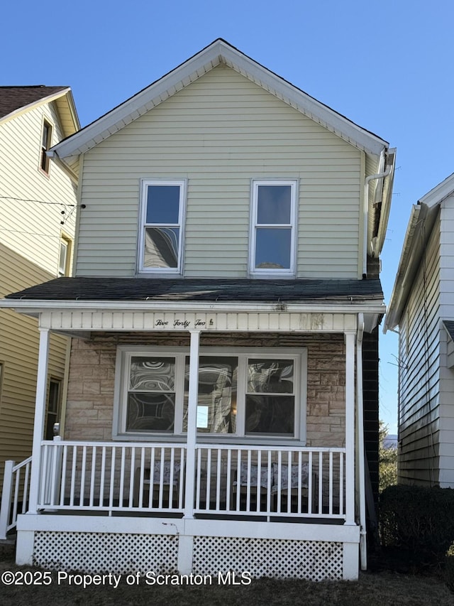 view of front facade with covered porch