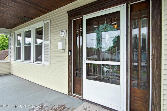820 Cherry St, Scranton, PA 18505 - view of exterior entry featuring a porch