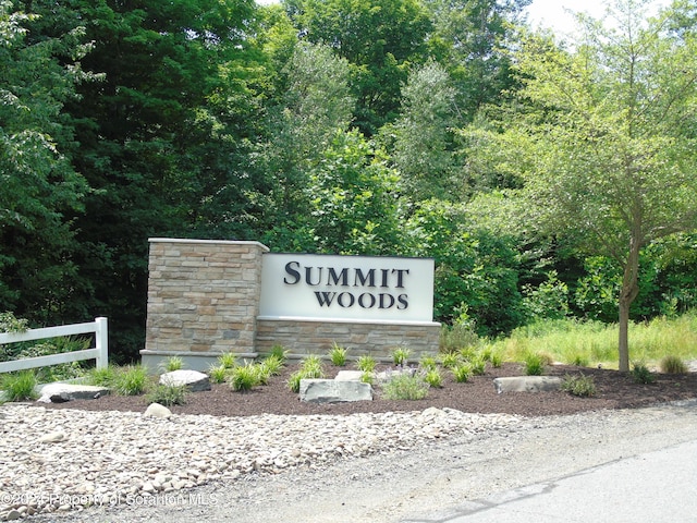 58 Summit Woods, Roaring Brook Twp, PA 18444